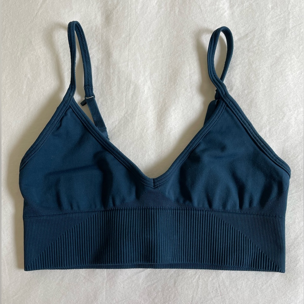 Lululemon Bra size 4